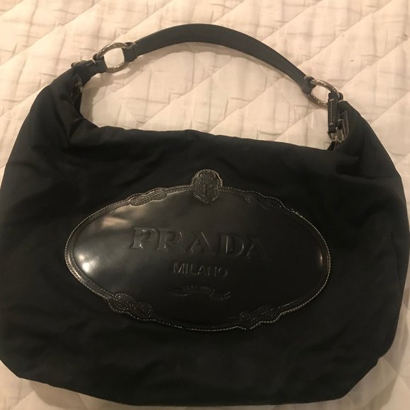 prada classic bag